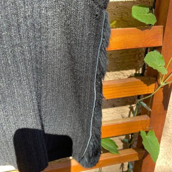 Sutton Studio Fur black Vest (Women's) Small-P - Picture 6 of 10